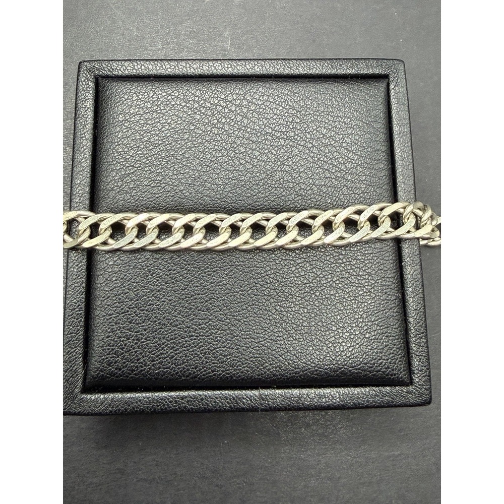 7.75" Vintage Sterling Silver Link Bracelet 11.8 Grams J30